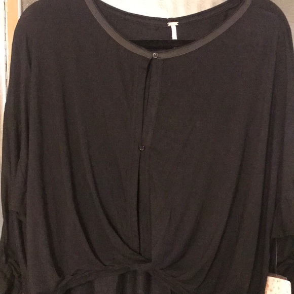 FREE PEOPLE top - Picture 3 of 8